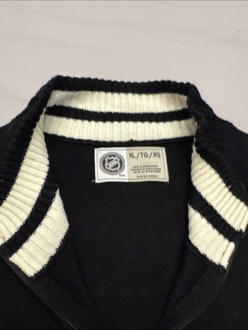 Official NHL Montreal Canadian’s mens Black 3/4 Zip-Up sweater